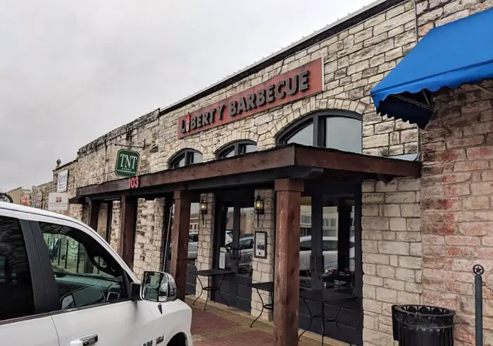 wards bbq liberty st