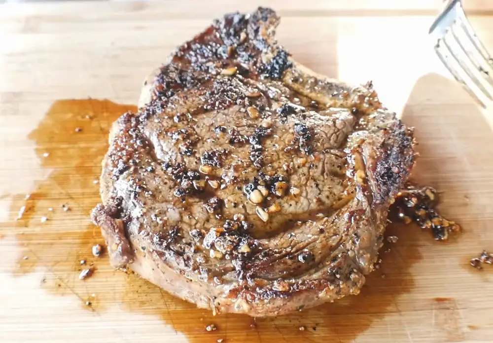 How-To-Cook-Sirloin-Steak-On-A-Griddle